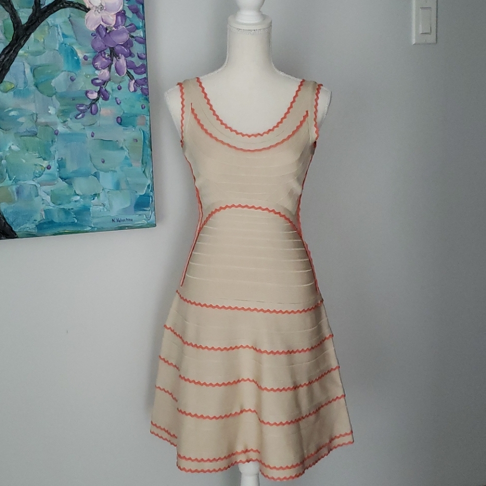 NEW Herve Leger Hanah Fit and Flare Dress …